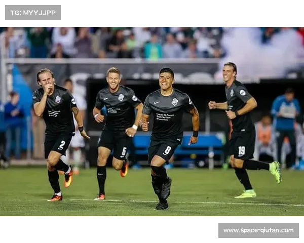 专家认为洛杉矶FC整体实力与战术多样性更可能掌控比赛